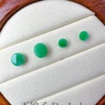 490592550_1253176883020348_572161600751863896_nC 果绿翡翠蛋面 Green Jade Cabochon