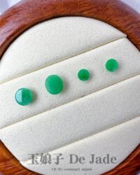 490592550_1253176883020348_572161600751863896_nC 果绿翡翠蛋面 Green Jade Cabochon
