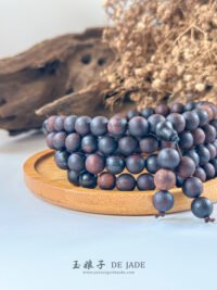 IMG_4216.JPG 降真香长串 Rosewood Heartwood Long Strand