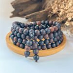 IMG_4217.JPG 降真香长串 Rosewood Heartwood Long Strand
