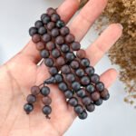 IMG_4218.JPG 降真香长串 Rosewood Heartwood Long Strand