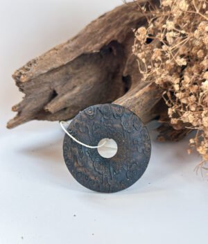 IMG_4243.JPG 平安扣沉香吊坠 Agarwood Peace Buckle Pendant
