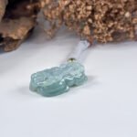 IMG_4611.JPG 貔貅 果绿貔貅吊坠 Green Pixiu Jade Pendant