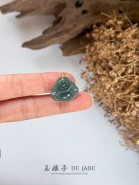 IMG_5287.JPG 蓝水笑佛吊坠 Blue Water Laughing Buddha Jade Pendant