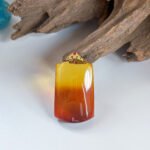 18K红蓝珀无事牌吊坠 Gold Red Blue Amber Peace Pendant