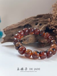 灵草琥珀手串 Herbal Amber Bracelet