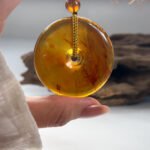红蜜琥珀手镯＆平安扣 Red Honey Amber Bangle & Peace Pendant Necklace