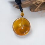 绿茶琥珀手镯＆平安扣吊坠 Green Tea Amber Bangle & Peace Pendant