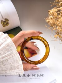 红蜜琥珀手镯＆平安扣 Red Honey Amber Bangle & Peace Pendant Necklace