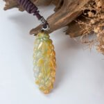 IMG_7011.JPG 黄绿翡翠玉米吊坠 Yellow-Green Jadeite Corn Pendant
