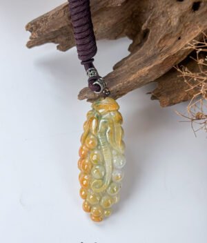 黄绿翡翠玉米吊坠 Yellow-Green Jadeite Corn Pendant