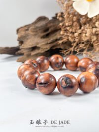 雷击枣木手串 Thunder-Struck Jujube Wood Bracelet