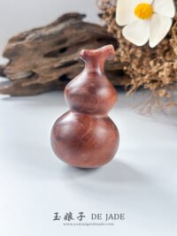 IMG_7431.JPG 雷击枣木葫芦手把件 Thunder-Struck Jujube Wood Gourd Handpiece